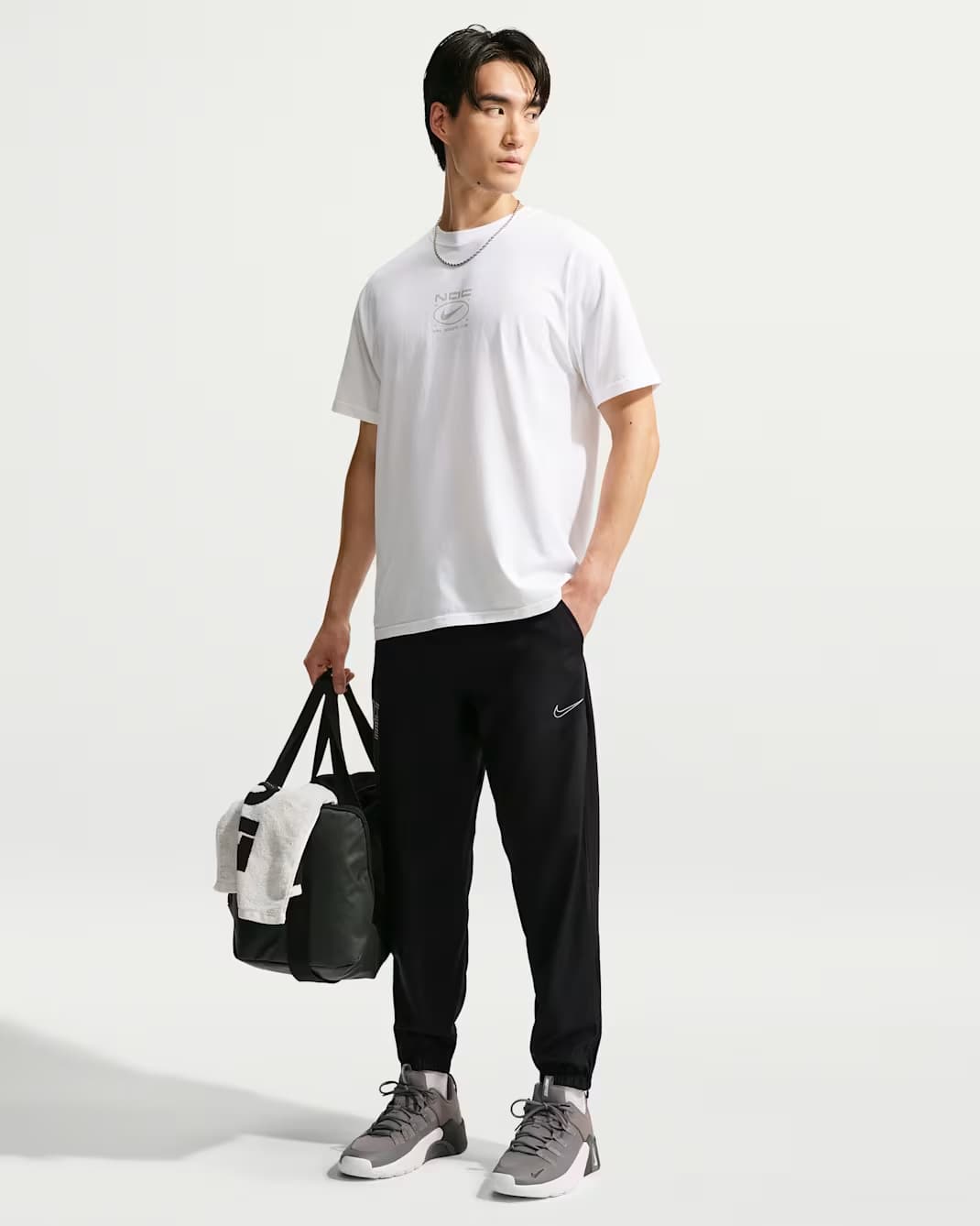 Graphite training pant with tonal graphic, front view